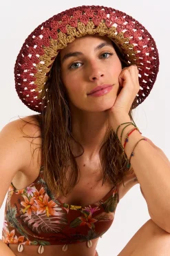 CHAPEAU Rose FERNANDO LOEVA