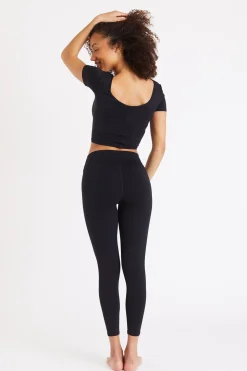 T-shirt Noir MANTRA WELLNESS